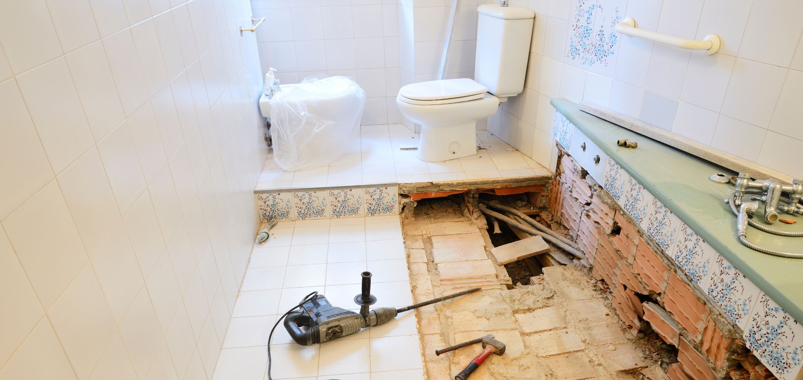 Bathroom remodel planning and budgeting process